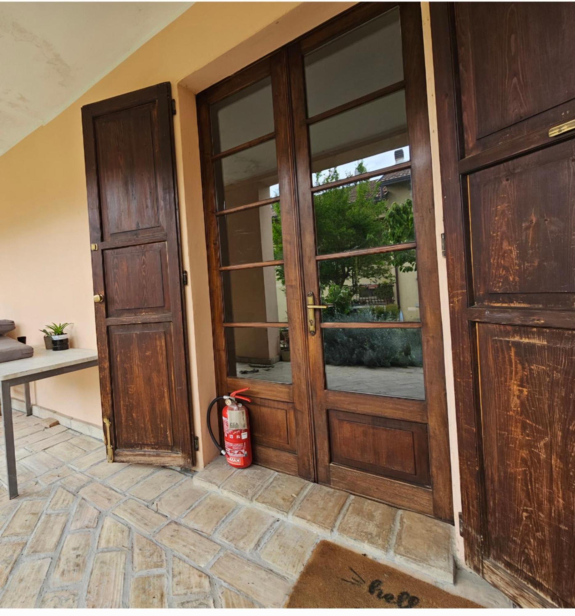 Casa Vincenzo 130 Mq Con Portico Ed Ingresso Esclusivo Dal Giardino Felino Exterior foto